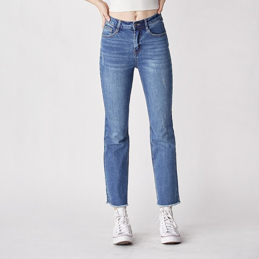 Risen Los Angeles - frayed straight leg jeans. Fits more like a 25 or 26